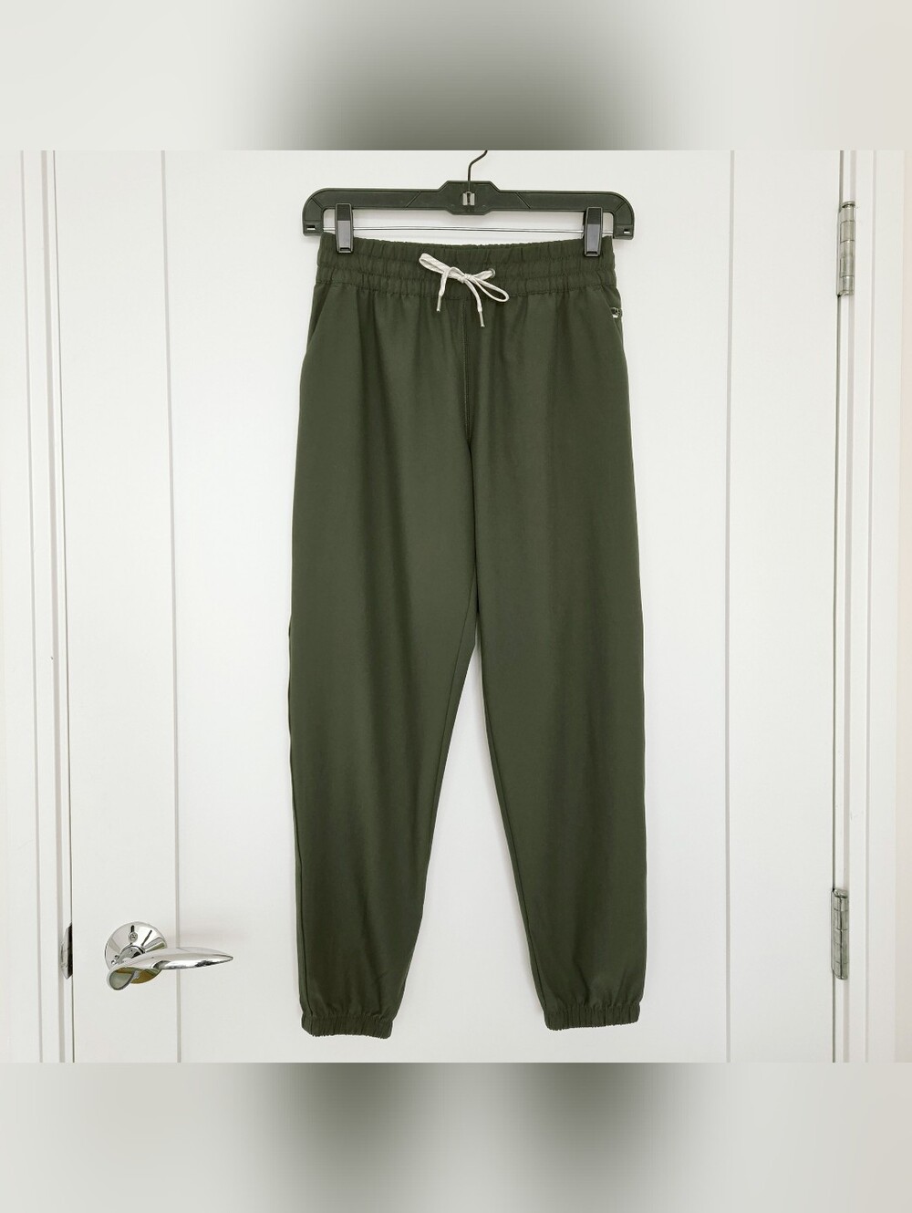 Vuori Women's Weekend Jogger - Marsh Green? - Size XS - VW422 - EUC